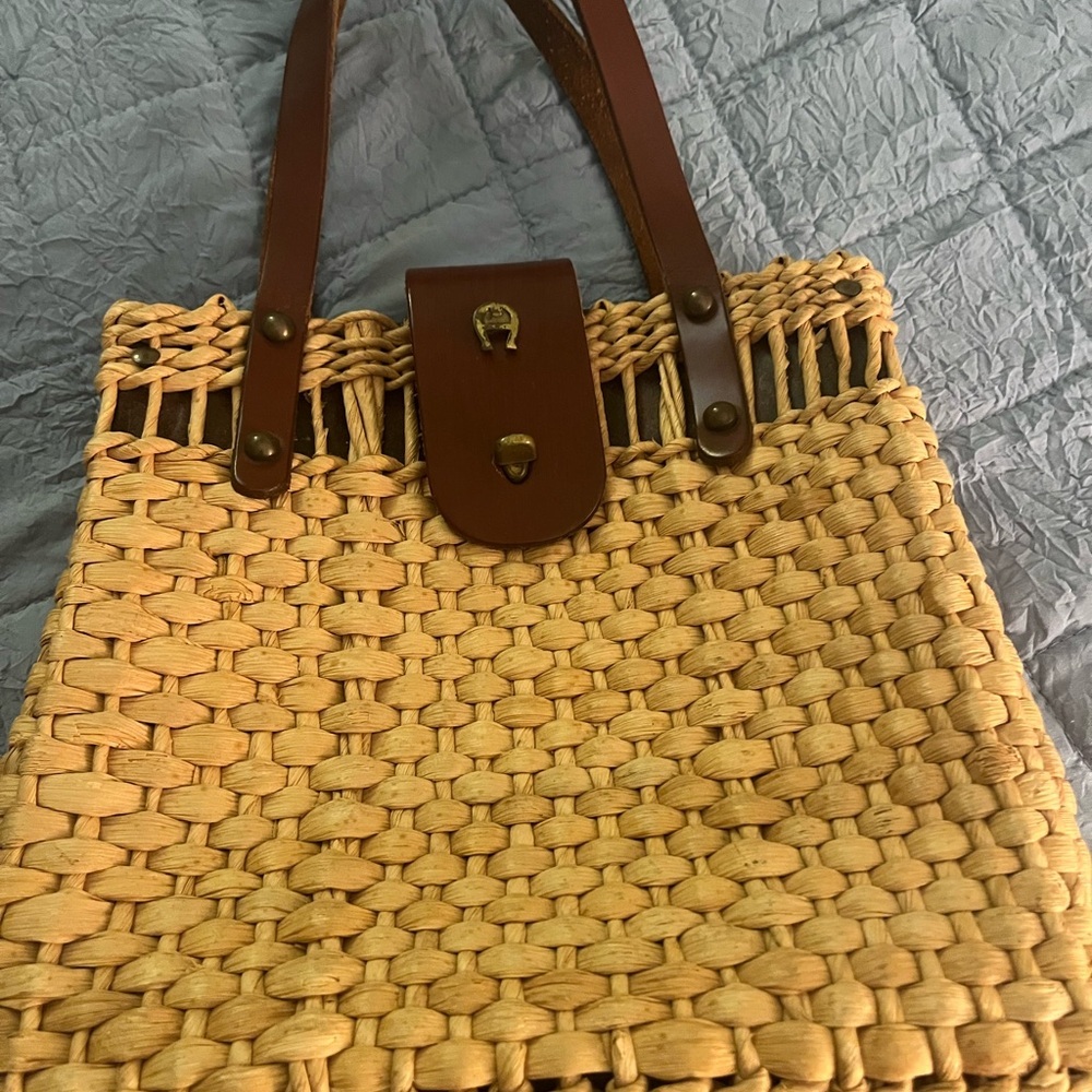 Etienne Aigner vintage 60’s straw tote/satchel handbag with signature maroon - Picture 2 of 7